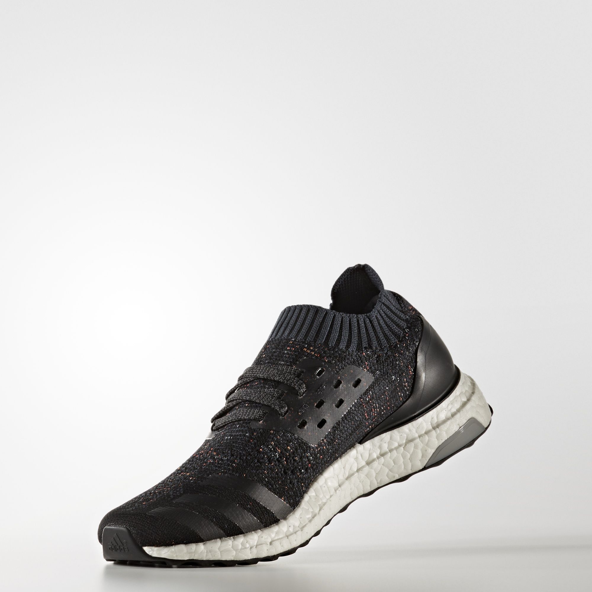 adidas-wmns-ultra-boost-uncaged-black-multicolor-3