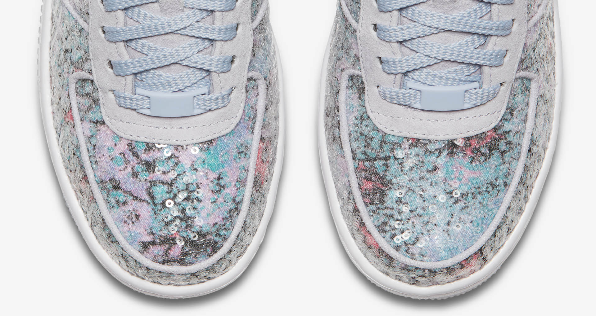 wmns-nike-air-force-1-upstep-low-glass-slipper-9