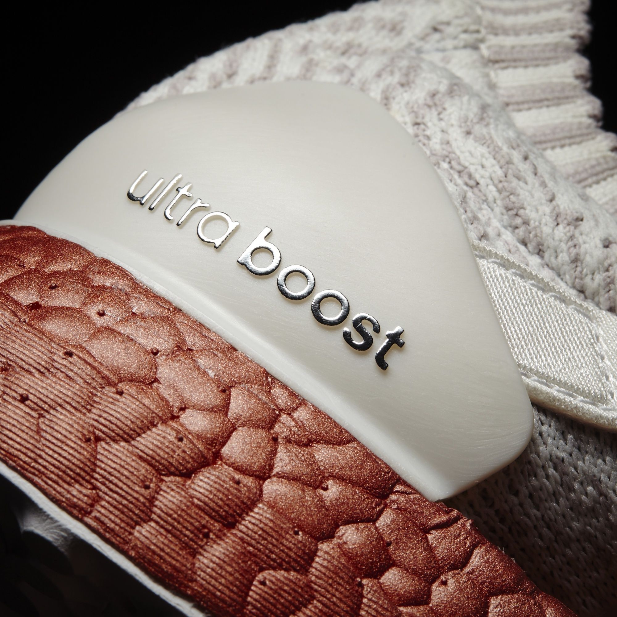 adidas-wmns-ultra-boost-x-limited-edition-crystal-white-5