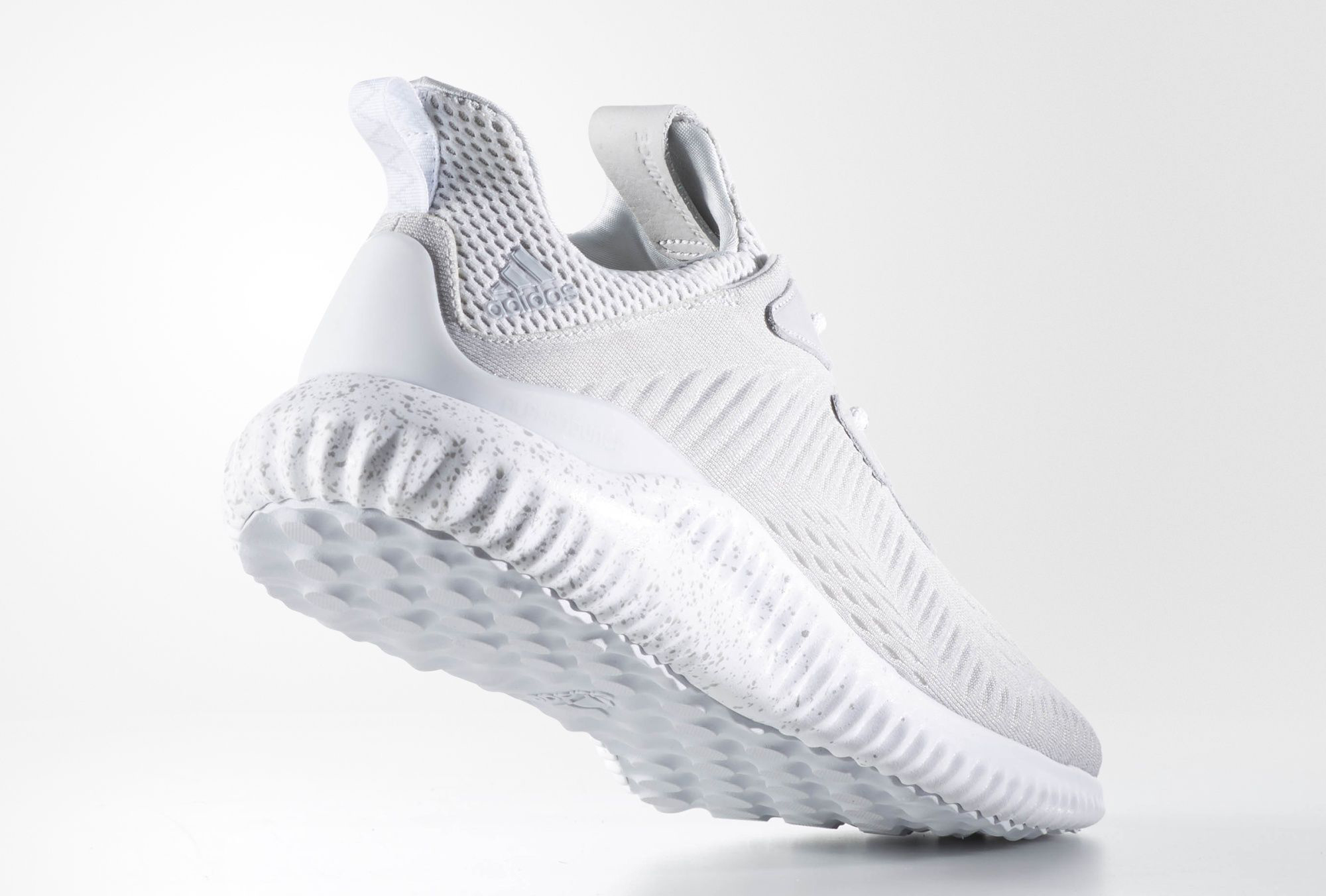 adidas-alphabounce-reigning-champ-1
