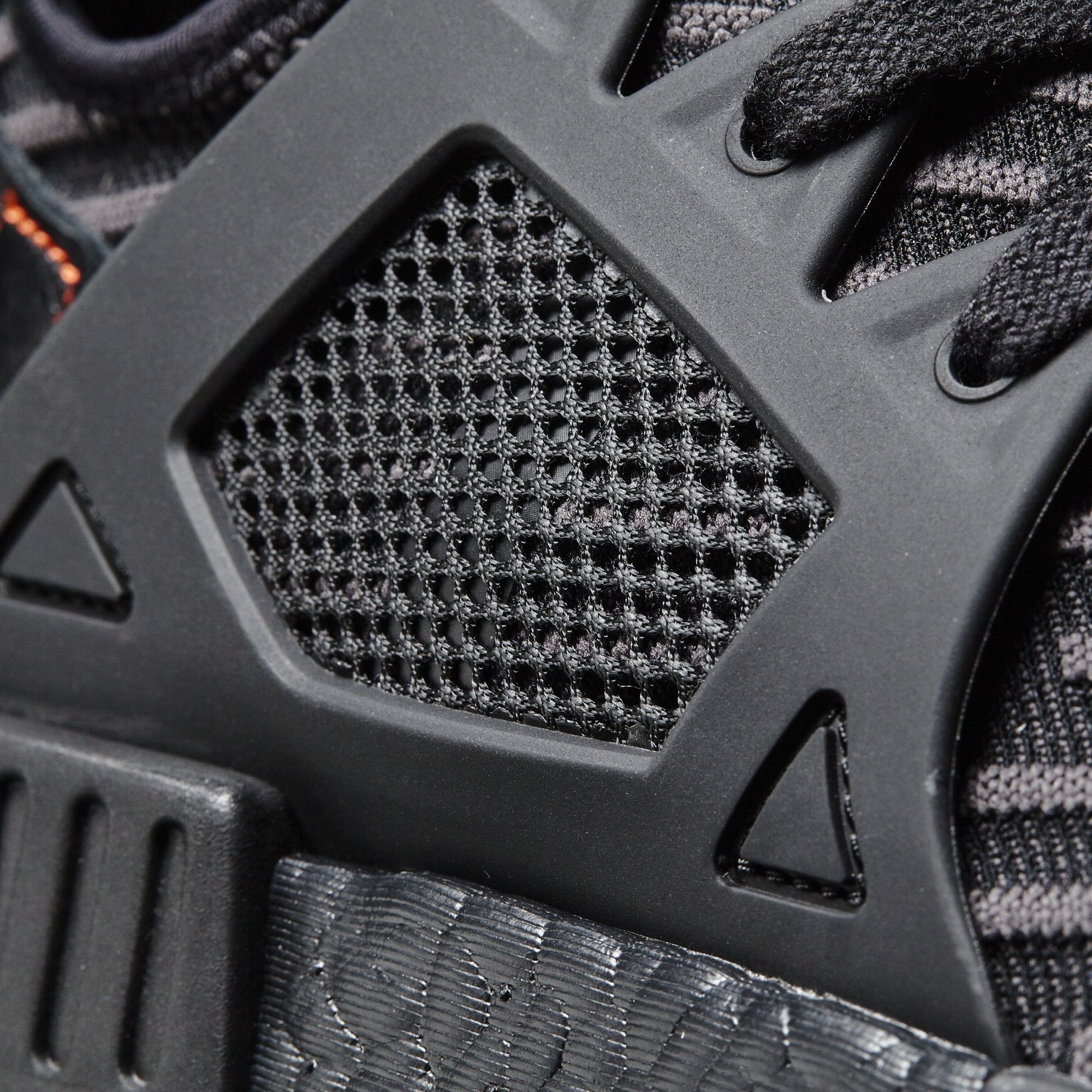 adidas-nmd_xr1-triple-black-r2-pattern-7