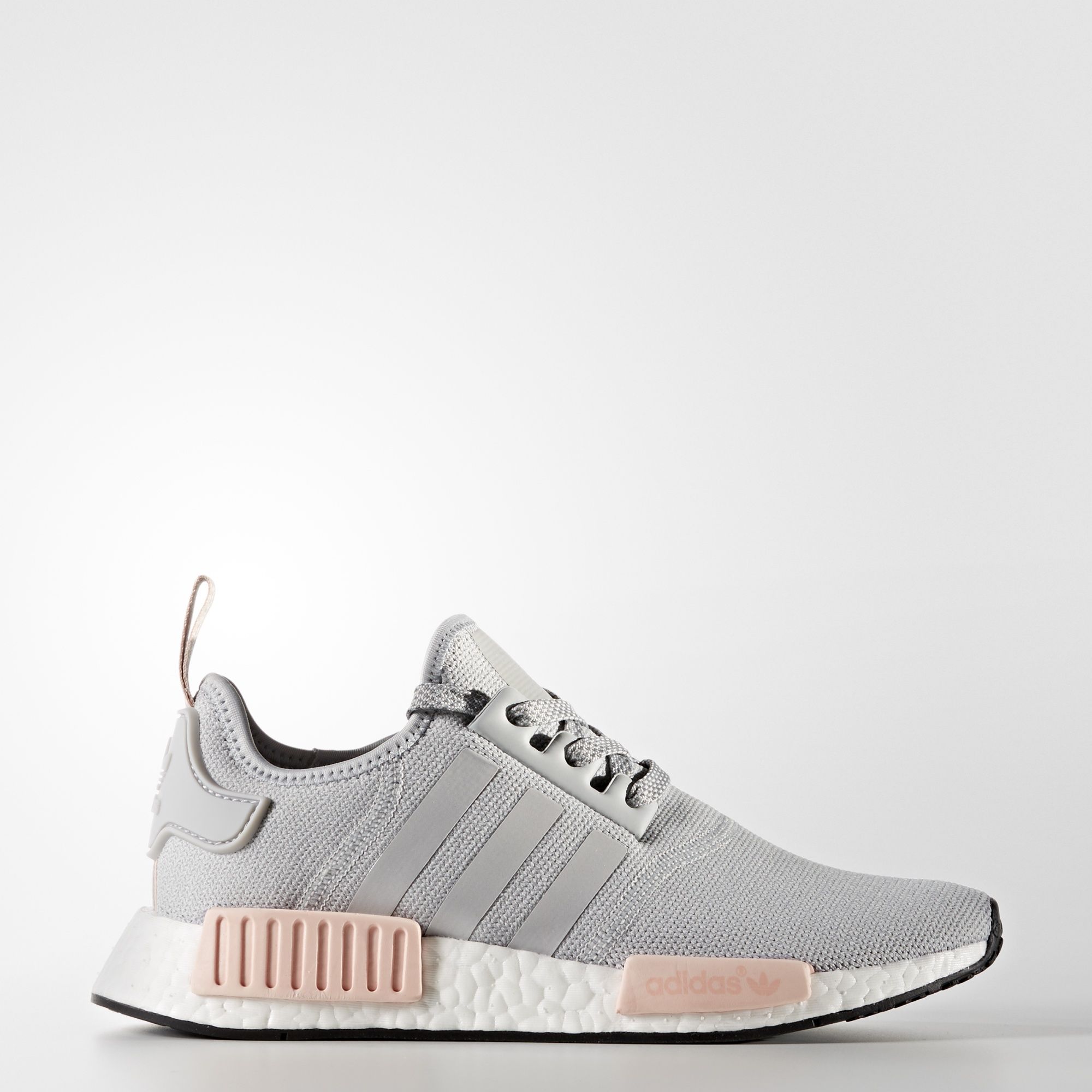 adidas-wmns-nmd_r1-clear-onix-vapour-pink-2