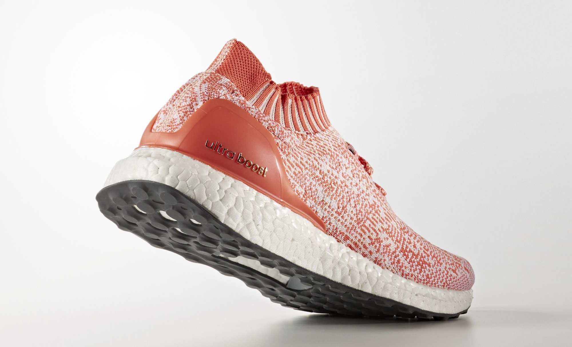 adidas-wmns-ultra-boost-uncaged-haze-coral-1
