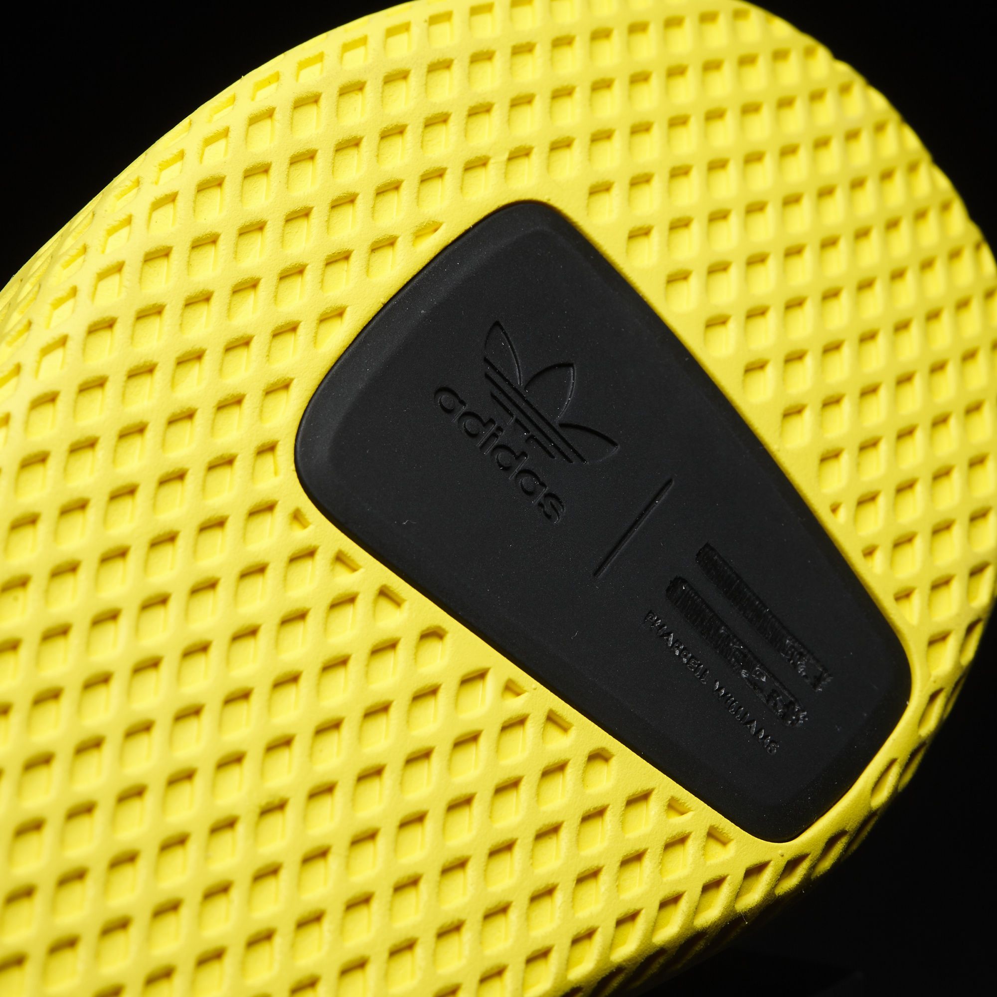 adidas-x-pharrell-tennis-hu-white-yellow-6