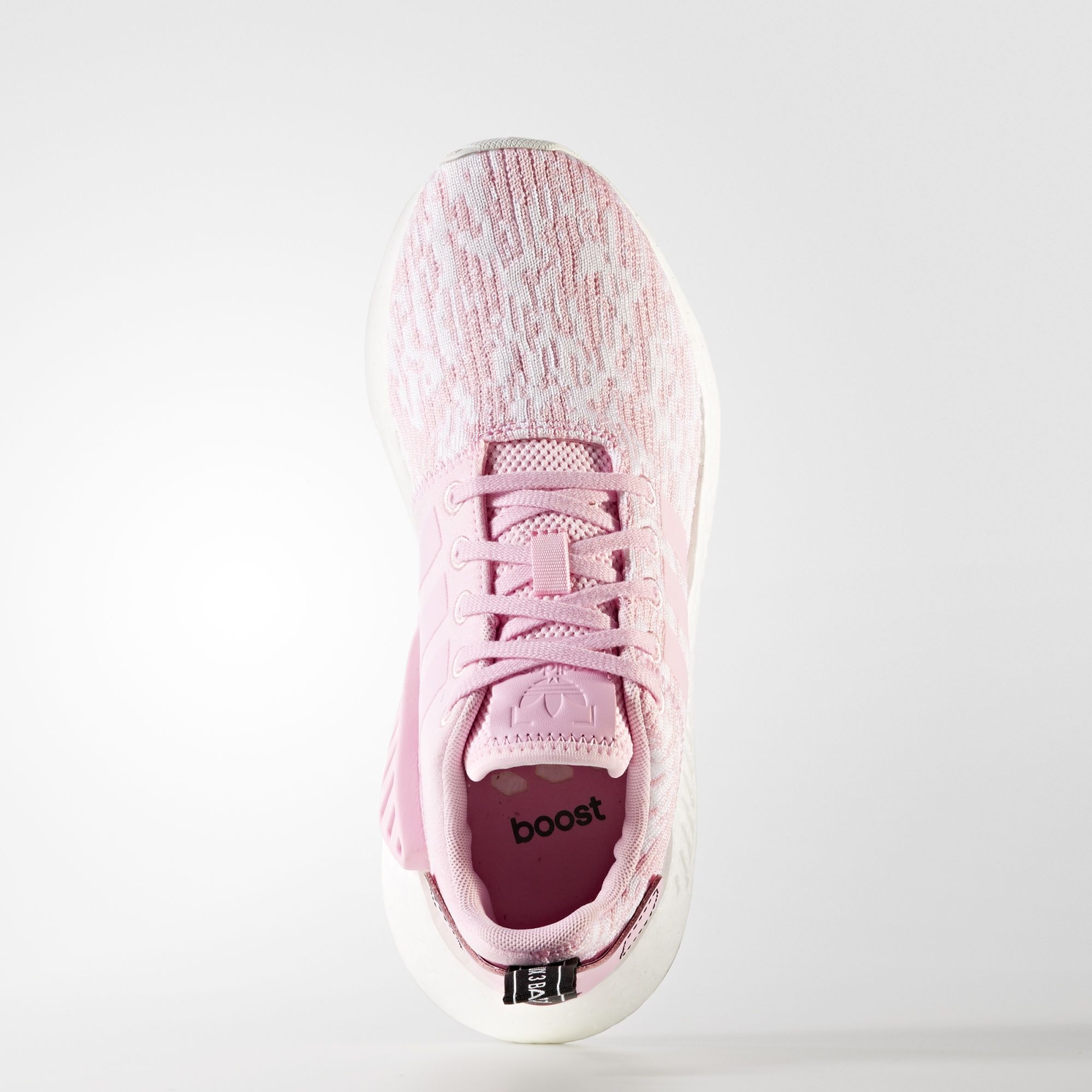 adidas-wmns-nmd_r2-pink-glitch-4