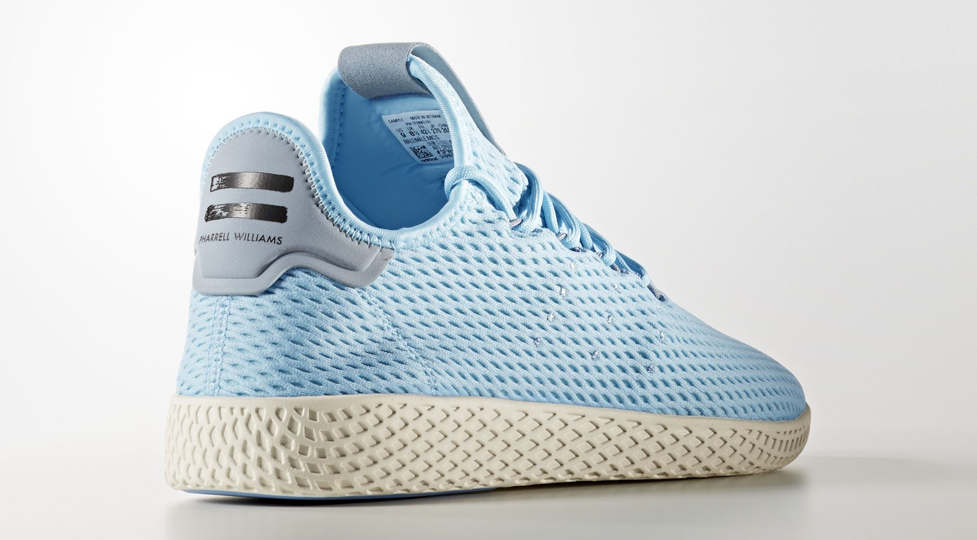 adidas-pharrell-williams-tennis-hu-icey-blue-tactile-blue-1