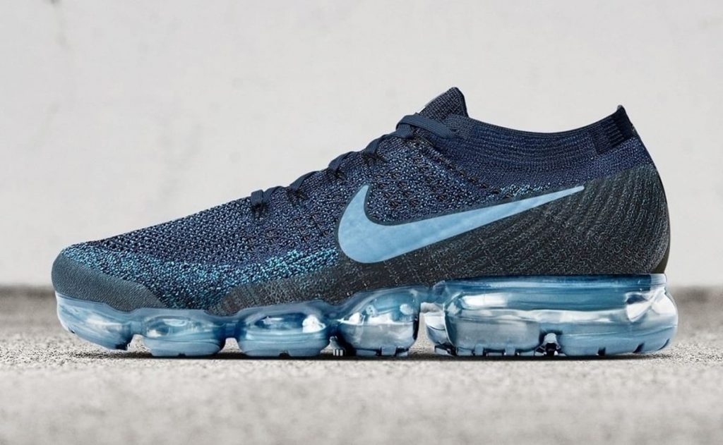 light blue vapormax