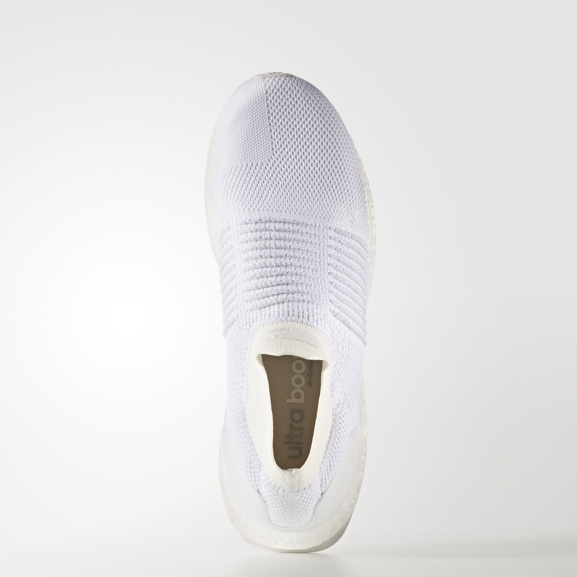 adidas-ultra-boost-laceless-triple-white-4