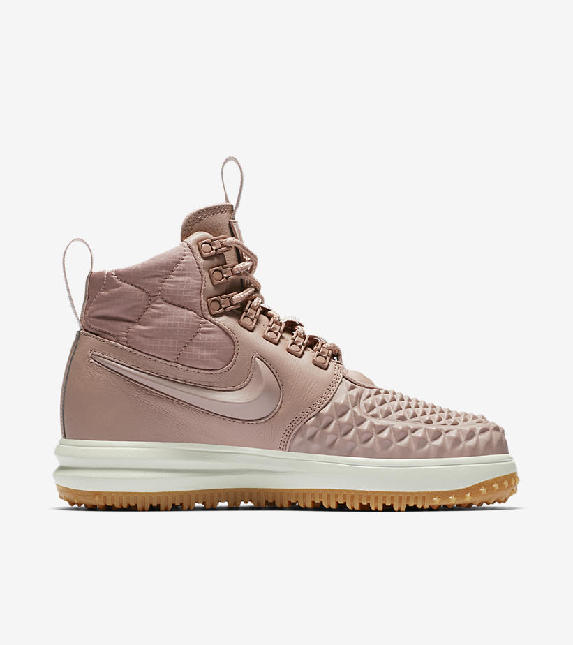 nike-womens-lunar-force-1-duckboot-particle-pink-gum-4
