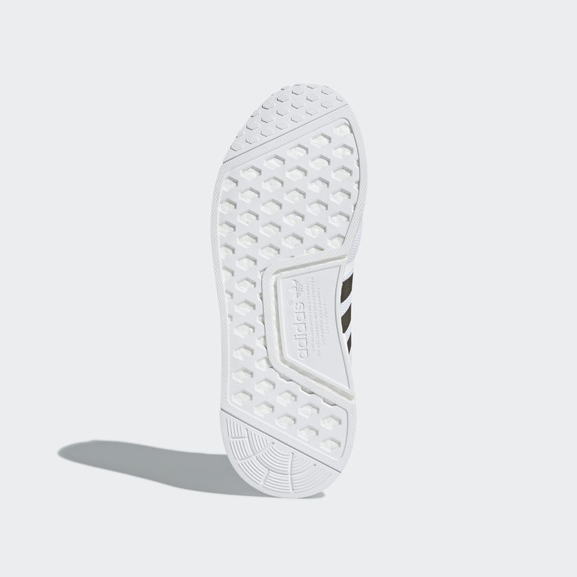 07-adidas-nmd_r1-white-trace-grey-metallic-cq2411