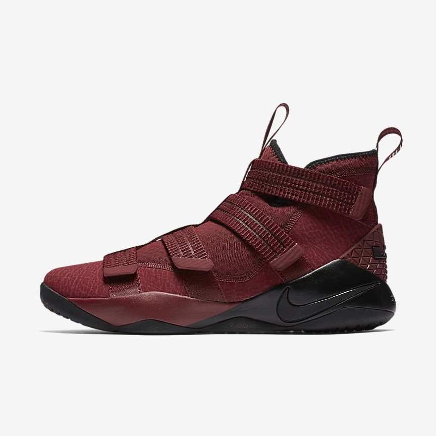 02-nike-lebron-soldier-11-sfg-team-red-897646-600