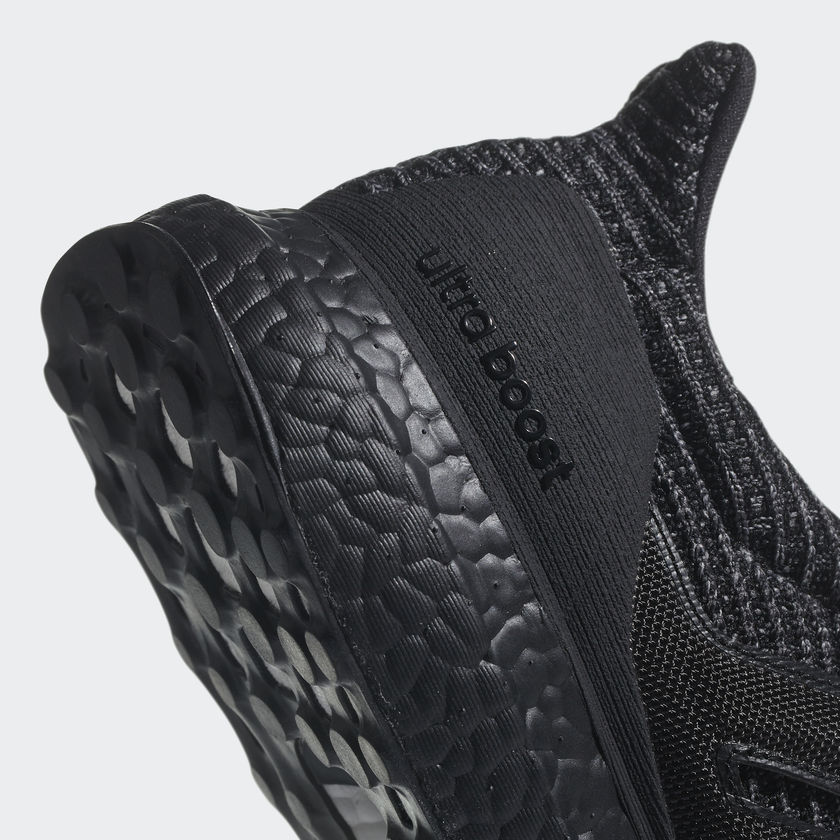 08-adidas-ultra-boost-4-0-triple-black-bb6171