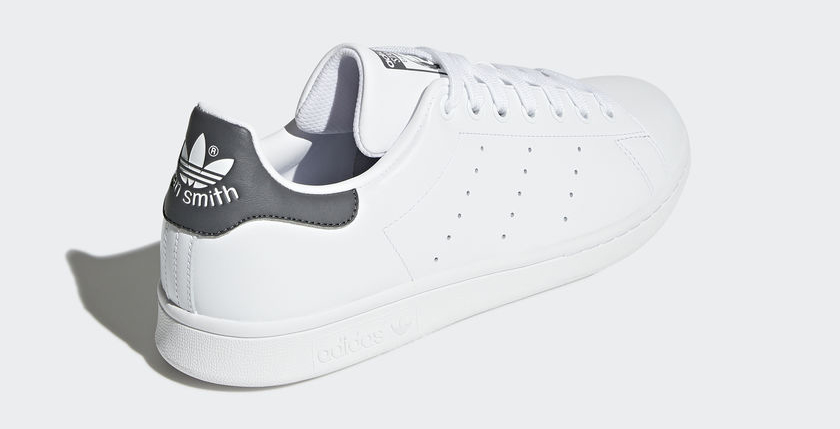 01-adidas-stan-smith-wp-white-carbon-cq2206