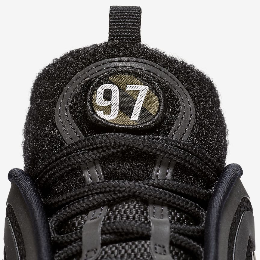 02-nike-air-max-97-ultra-17-hal-patches-black-olive-ah9945-001