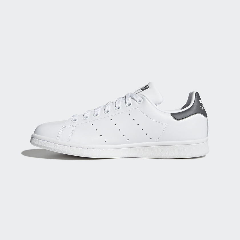 04-adidas-stan-smith-wp-white-carbon-cq2206