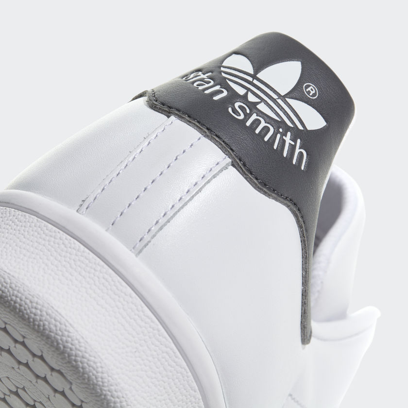 07-adidas-stan-smith-wp-white-carbon-cq2206