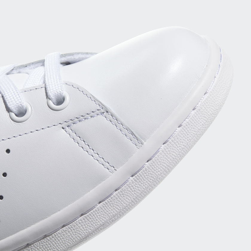 08-adidas-stan-smith-wp-white-carbon-cq2206