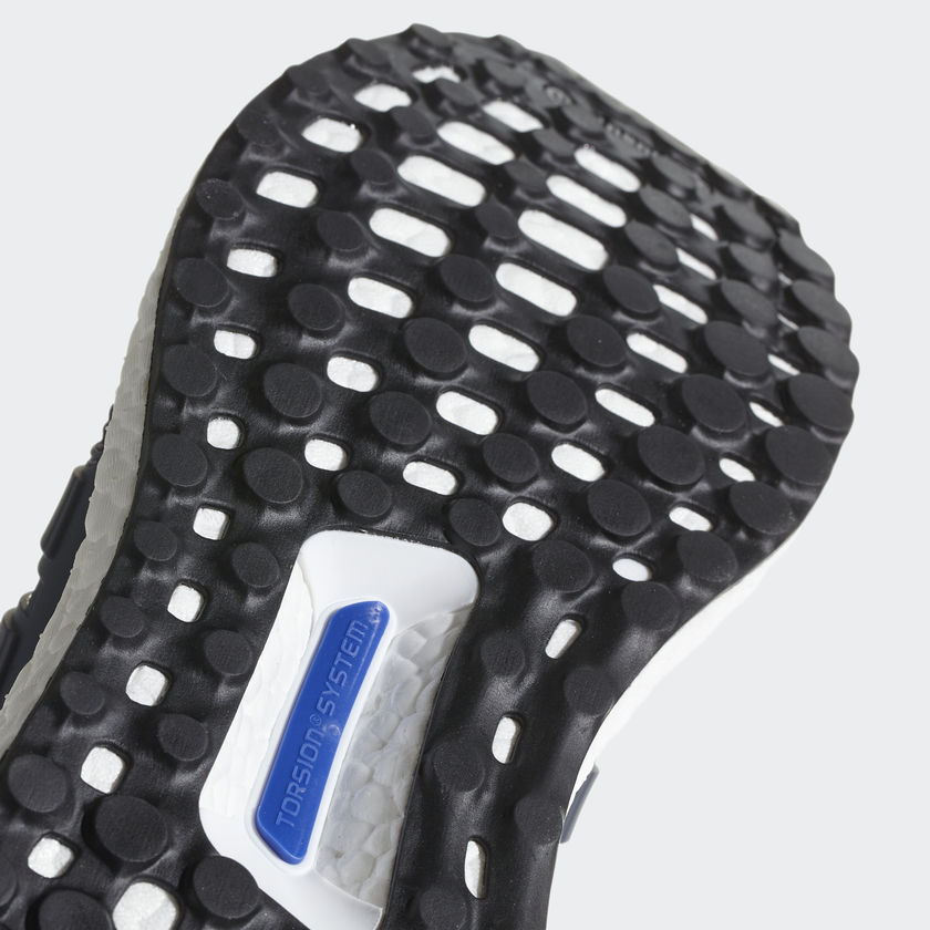 10-adidas-ultra-boost-4-0-carbon-cp9250