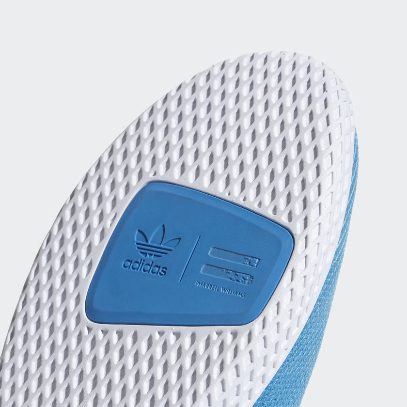 10-adidas-pharrell-williams-tennis-hu-holi-festival-blue-da9618