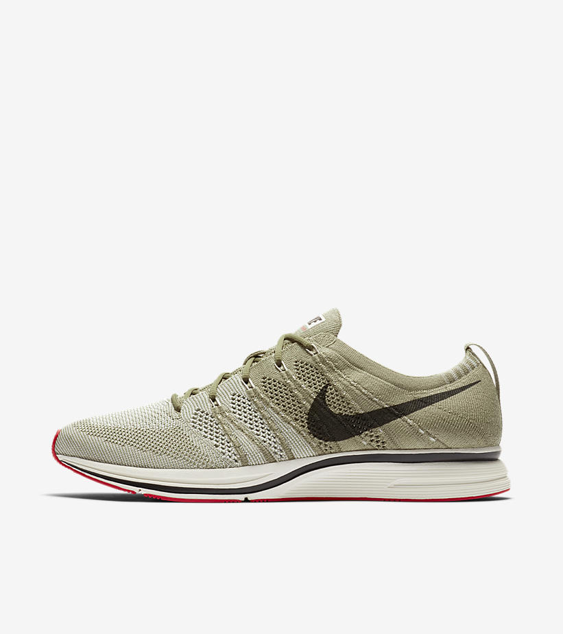 01-nike-flyknit-trainer-olive-brown-ah8396-201