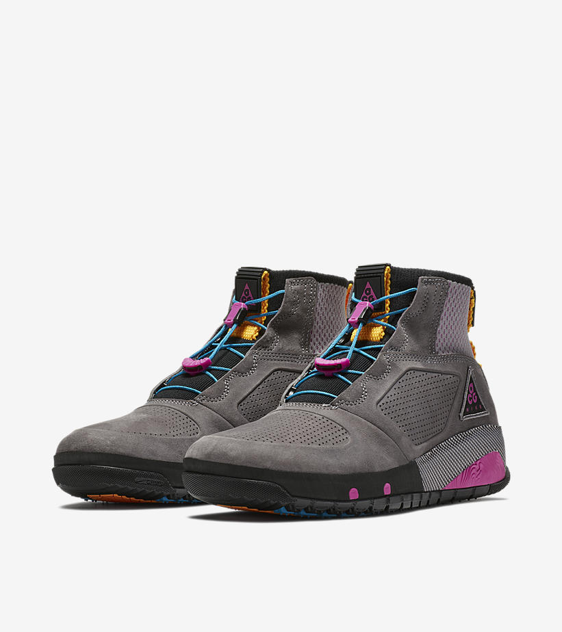 02-nike-acg-ruckel-ridge-gunsmoke-atmosphere-grey-aq9333-001