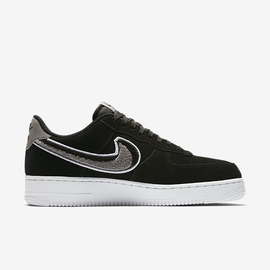 02-nike-air-force-1-low-lv8-chenille-swoosh-black-823511-014