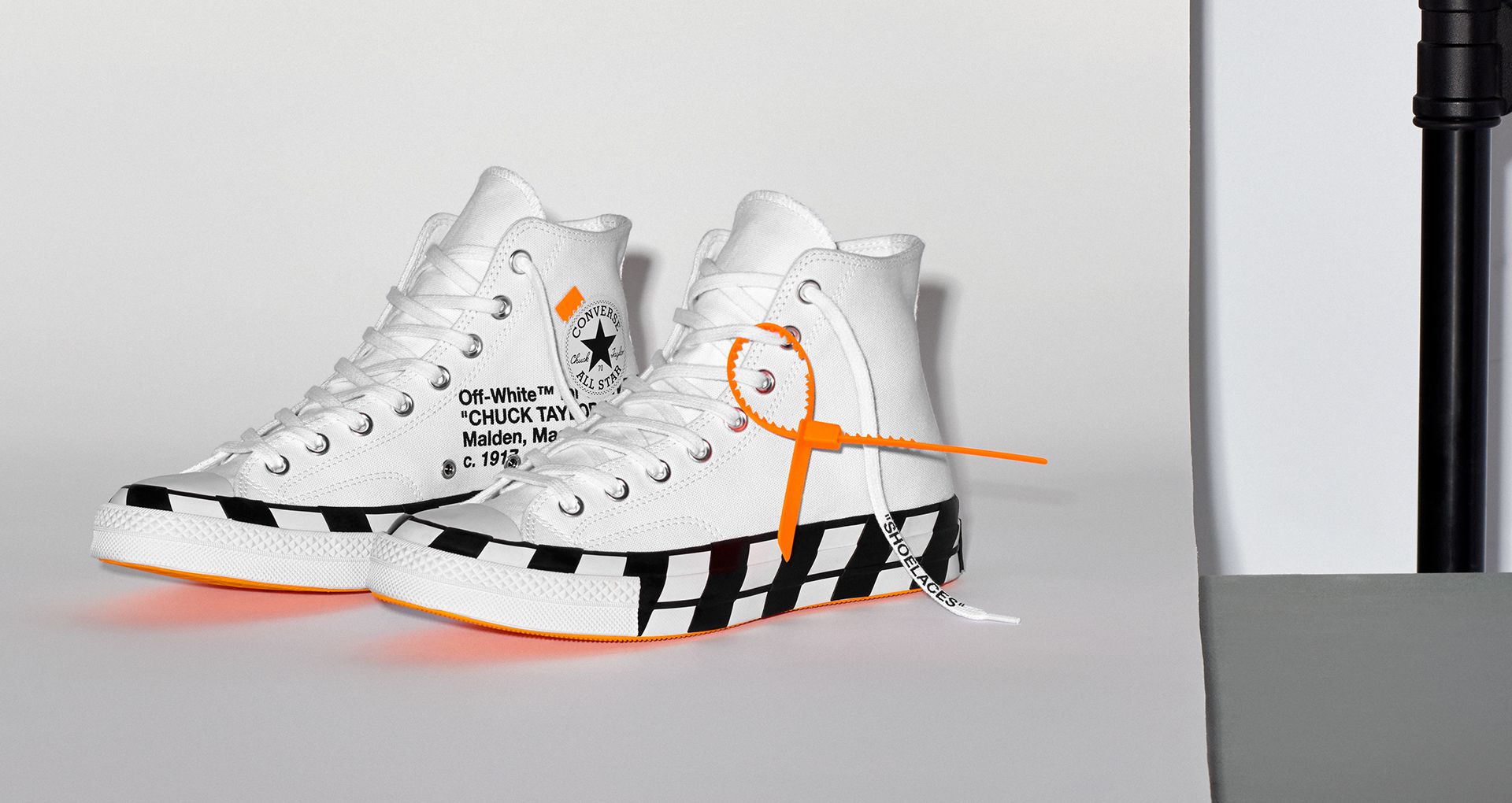 07-converse-chuck-taylor-all-star-off-white-163862c-00